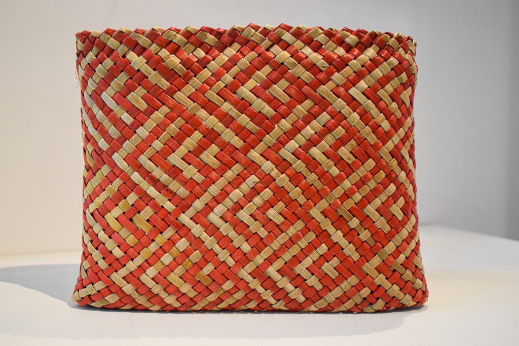 NZ Kete Or Bag