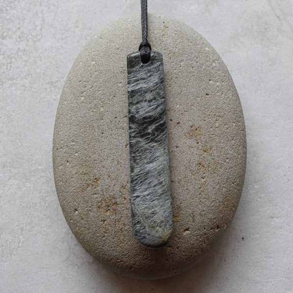 NZ Greenstone Roimata Or Drop Pendant