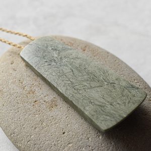 NZ Greenstone Toki or Adze pendant