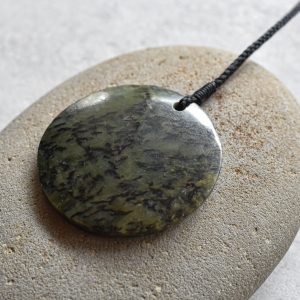 NZ Greenstone/Pounamu Kopae Pendant