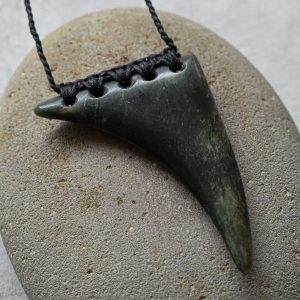 NZ Greenstone/Pounamu Niho/Tooth Pendant