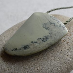 NZ Greenstone/Pounamu Niho/Tooth Pendant
