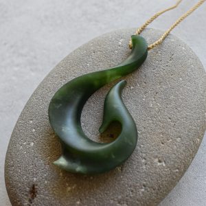 NZ Greenstone/Pounamu Hei Matau/Hook Pendant