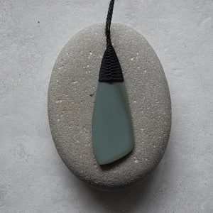NZ Greenstone/Pounamu Niho/Tooth Pendant