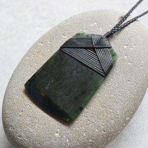 NZ Greenstone/Pounamu Hei Toki/Adze Pendant