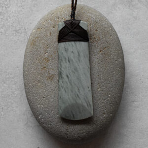 NZ Greenstone/Pounamu Hei Toki Pendant