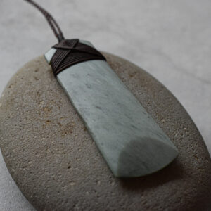 NZ Greenstone/Pounamu Hei Toki Pendant