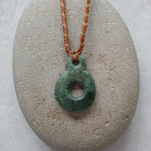 NZ Greenstone/Pounamu Poria Pendant