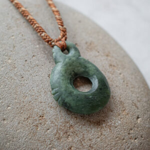 NZ Greenstone/Pounamu Poria Pendant