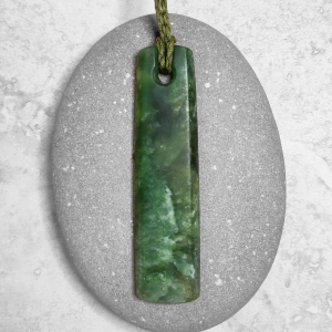 NZ Greenstone Hei toki/adze pendant